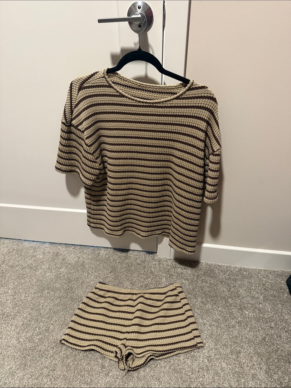 Striped Knit Short-Sleeve Sweater in Cream and Brown